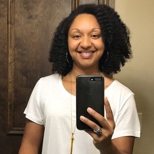 Meet your Posher, Ebony